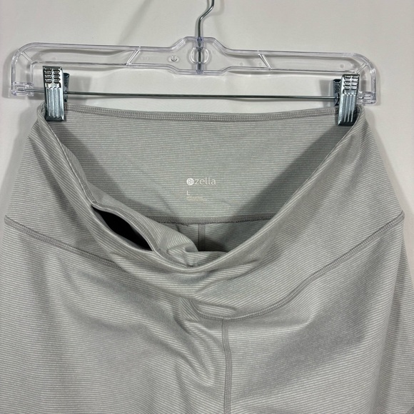 Zella Grey Striped Mesh Capris Leggings | Size Large - Picture 5 of 7